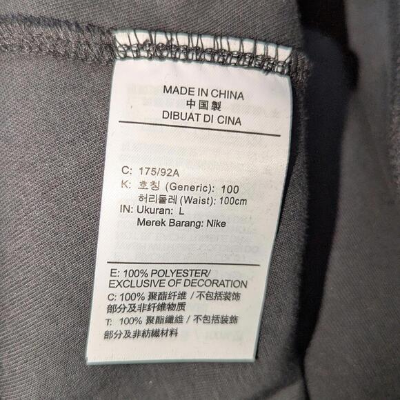 Nike Kobe Therma-FIT Hoodie Black L NWT Mamba Mentality HJ8110-010 Basketball - Picture 8 of 9